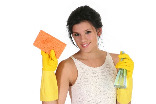 Kitchen and washroom cleaning as part of office cleaning in E3